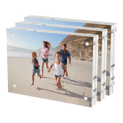 China Morden 5x7 Acrylic Clear Picture Frame Double Sided Magnetic Photo Desk Frame Display Picture Frames for sale