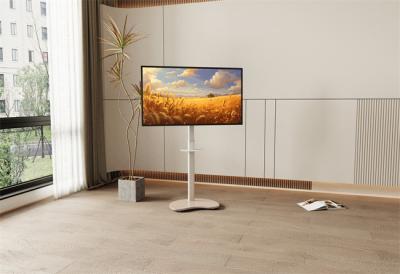 China Moderne witte mobiele tv-stand op wielen 43 - 65 inch moderne tv-stand Te koop