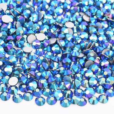 China 10 12 16 20 30 Montana ab Round Applique Flatback SS6 8 Nail Glass Rhinestone Diamond Rhinestone Flatback Crystal Stones for Crafts for sale