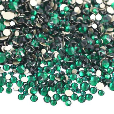 China Factory Direct Sale Mix Size Emerald Flatback Round Crystal Stone Glass Stickers Rhinestone Flatback For Nail Art Decoration for sale