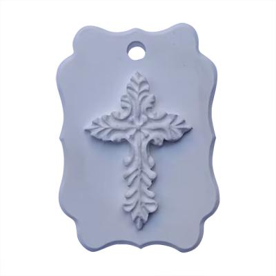 China Wholesale Viable Home Indoor Incense Wardrobe Car Aroma Cross Plaster Hanging Relief Hang Tags Bedroom Viable for sale