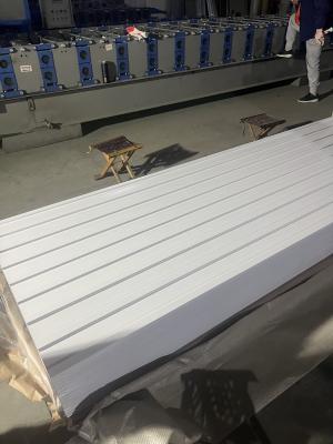 China Corrugated Steel Sheets Panels Commercial Buildings Roof Tiles Flashings And Edges Z275 for sale