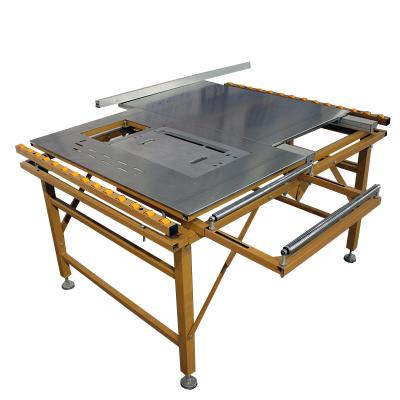 China Home Circular Saw Sliding Table Wood Cutting Panel Saw With Blades for sale