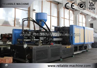 China PP PE PVC PET PS Injection Molding Machine For Pipe Fitting 68 - 1680T for sale