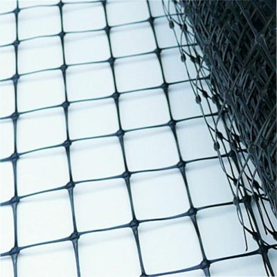 China Plastic Fence Material High Tension Agriculture Deer Fence Net For Farm And Garden for sale