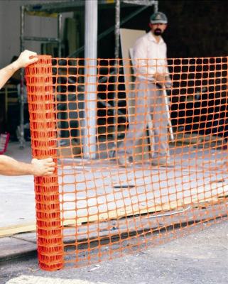 China Durable Road Friendly Barrier Net Orange Plastic Crash Easily Assembled for sale