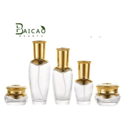 China Luxury Cosmetic Goods Packaging Clear Cosmetic Bottle Stain Cosmetic Packaging Bottle Skin Care Packaging Set for sale