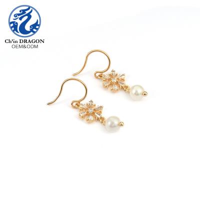 China CLASSIC Custom Snowflake Pearl 14K Gold Filled Earrings for sale