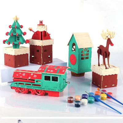 China Europe Christmas DIY Wooden Hand Crank Operated Music Box Creative Toy Music Box Christmas Wooden Ornaments Gift for sale