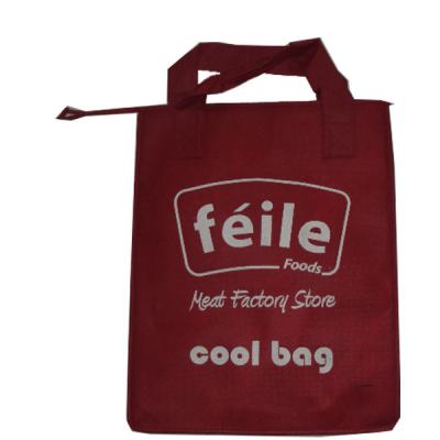 China Red Small  Lunch Non Woven Cooler Bag for Frozen Food , Silk Screen Logo for sale