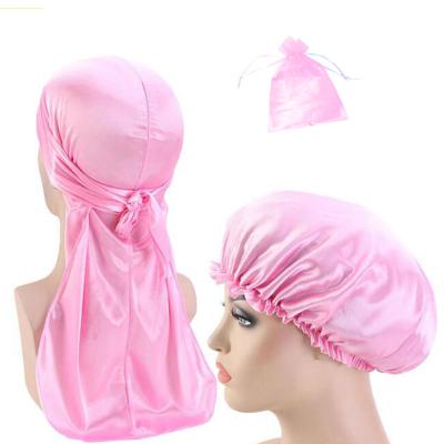 China 2020 light weight pink custom logo satin wave hat cowl and matching silk durag set in bag for sale