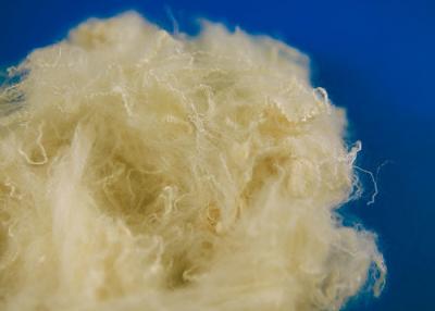 Chine Modèle teint par fibre creuse résistante à la chaleur de Siliconised pour le Nonwoven de Thermobond à vendre