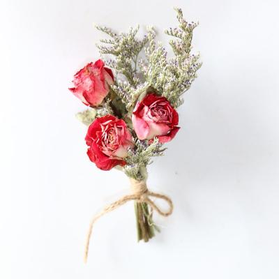 China DREA natural touch wedding Valentine's birthday gift dried Yunnan roses mini dry flower bouquet for sale