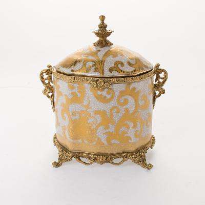 China Wholesale Home Organizer Ceramic Gold Storage Jewelry Box Trinket Ring Lid Round Ceramic Jewelry Box Decorations.Gifts for sale