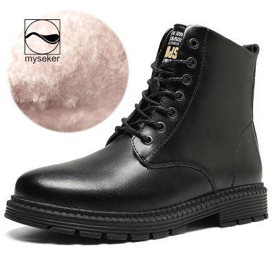 China Insulative Myseker Ankle Black Boots 2021 Fashion Designer Brand Boots Flat Men's Leather Boots for sale