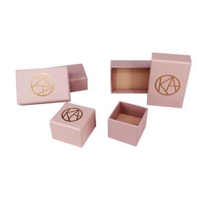 China Handmade Soft Pink Velvet Sponge Sude Insert Paper Jewelry Box Necklace Earring Packaging Boxes for sale