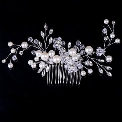 China Party Hot Selling Bride White Crystal Headdress, Bride Rhinestone Accessories Hair Comb Accessories New for sale