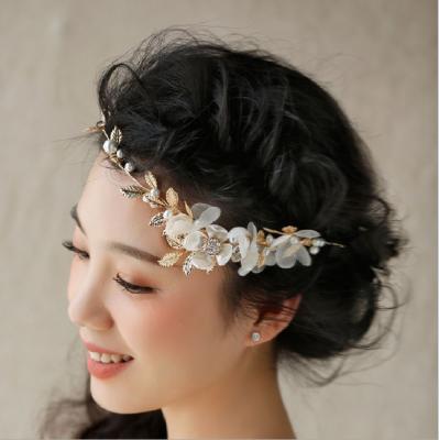 China Korean high quality handmade fashion gold leaf and flower wedding ornaments for wholesale for sale