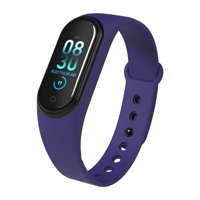 Chine 2021 New M4 Smart Bracelet Band Waterproof Smart Wristband Watch M4 Fitness tracker à vendre