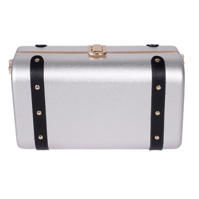 China A Hang Buckle Bag New Product Chain Shoulder Lipstick Makeup Chain Case Ladies Cosmetic Blusher Shoulder Bag for sale