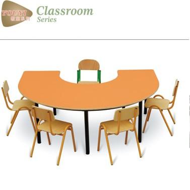 China Wholesale Modern Kindergarten School Furniture For Kids Nursery Tables Chairs Care Furniture for sale