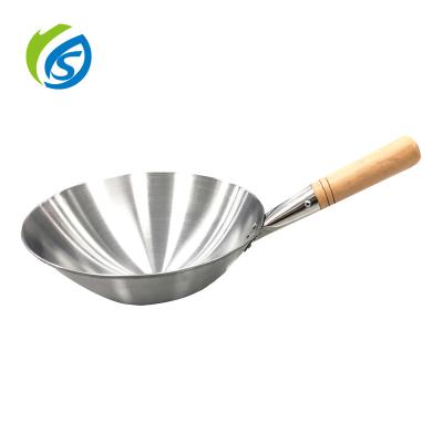 China Sustainable Newcomer Home Kitchen Utensils Mirror Stainless Steel Wok With Single Wooden Long Handle Steel Wok for sale