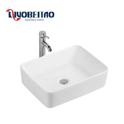 China Chaozhou Modern Ceramic Sanitary Ware New Design Bathroom Ceramic Basin for sale