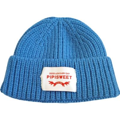 China 2021 COMMON Wholesale Fashion Personality Solid Color Letter Printing Hatbeanie Beanie Hat for sale