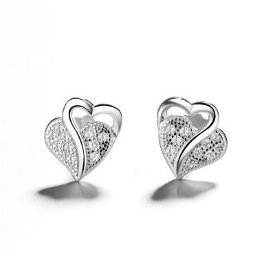 China Cute Jewelry Fashion 925 Silver Earrings Delicate Heart Shaped Zircon Earrings For Women for sale