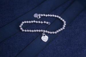 China Unisex S925 Sterling Silver Love Bracelet Beads Heart Pendant Customized for sale