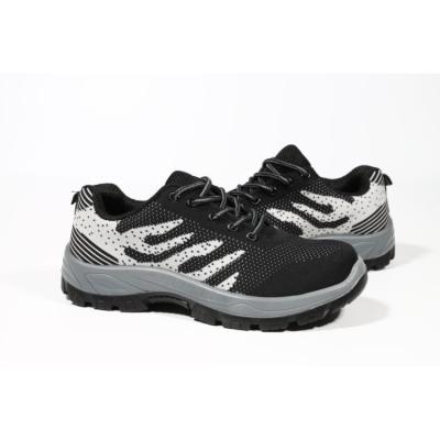 China New Anti-sensational low-priced summer low-top breathable shoes comfortable work shoes for sale