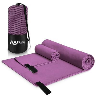 China Promotional Absorbent Lightweight Hypoallergenic Portable Microfiber Sports Gym Towel For Men And Women for sale