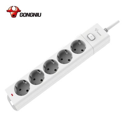 China 2021 Hot Selling Indonesia Easy Installation Charging Ports 3m Power Line 5 Gang Extension Socket Adapter Converter Plug Power for sale