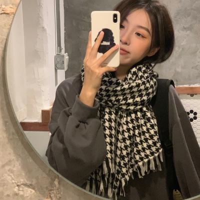 China Winter Square Warm Couple Knitted Plaid Scarf All-match Tassel Hit Color Houndstooth Scarf Women for sale