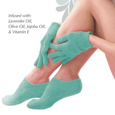 China Reusable 2 Pair Reusable Gel Hypoallergenic Gloves and Socks Moisturizing Set to Repair Damaged Skin for sale