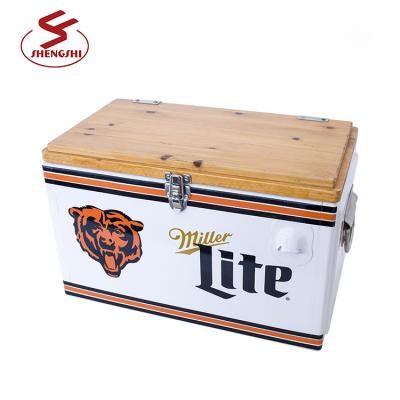 China Retro Sustainable Popular 20L Metal Cooler Box Waterproof Cool Box for sale