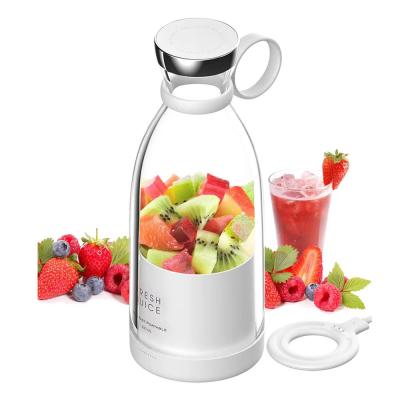 China Home Appliance 350ML Fruit Smoothie Personal Mini Blender Mixer Chargeable USB Juicer Hand Portable Blenders for sale