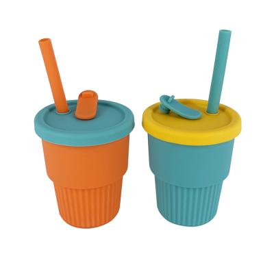 China 300ml Dishwasher Safe Silicone Water Bottle Unbreakable Cup Sustainable With Lid And Straw For Kids for sale