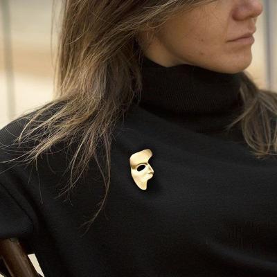 China Fashion Jewelry Brooches and Pins Women Pin Famous Brand Name Designer Face Brooch 18K Gold Plated Luxury Custom ALLOY New Real for sale