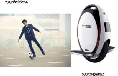 China Uno mismo derecho motorizado de Seatless Onewheel que equilibra el transportador personal del Unicycle eléctrico en venta