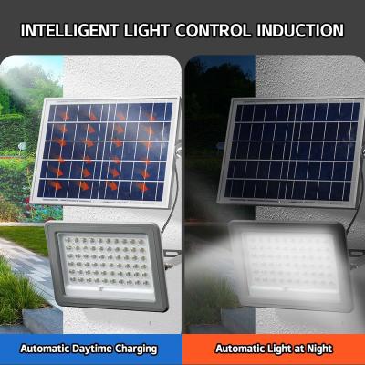 Cina IP65 Lampade esterne a LED a energia solare 100W 6000K Lampade di alluvione LED in vendita