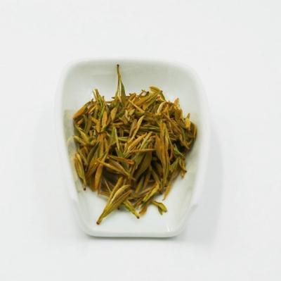 China One Bud Hot Selling Top Quality Level 1 One Bud Tippy Loose Leaf Golden Bud Organic Tips Black Tea for sale