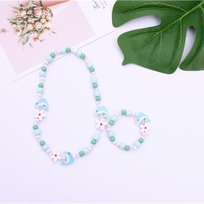 China Best-selling cute wooden color bead bracelet wooden necklace set with children's neckerchief mini pendant chain for sale