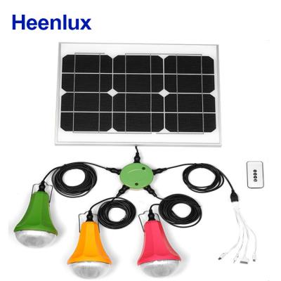 China Outdoor Camping 1 Clog 3 With Cell Phone Charging Portable Solar Lighting System for sale