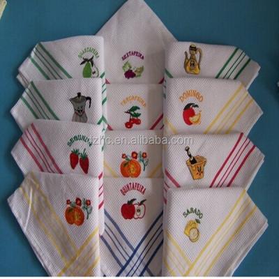 China QUICK DRY 100% Cotton Christmas Waffle Weave Dish Cloth Gift Embroidered Kitchen Towel for sale