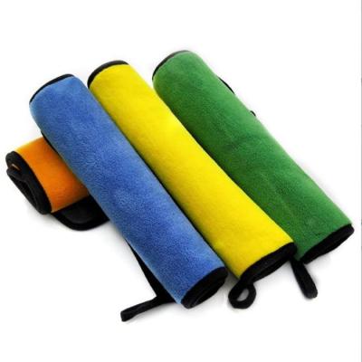 China Child-Proof Micro Fiber Hook Small Towel Dishcloth Kitchen and Dining Room Auto Repair Absorbent Oil Hanging Towel for sale