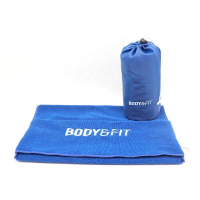 China Custom Logo Factory Price Waterproof Pouch Microfiber Embroidery Sports Towel QUICK DRY Promotional Custom Gym for sale