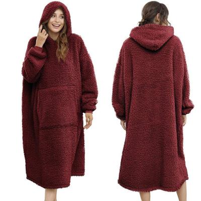 China PORTABLE Luxury Oversized Claret Sherpa Lined Wearable Hoodie Throw Blanket Long Blanket for sale