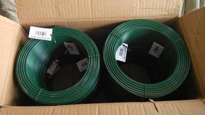 China High Flexibility Plastic Coated Chicken Wire Big Coil Black / Yellow / Green for sale