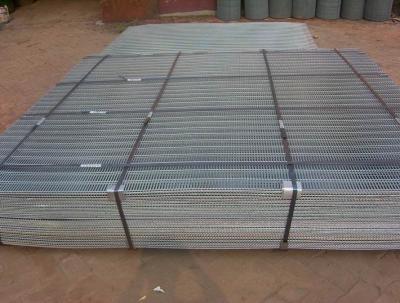 China Hot dipped galvanized welded wire mesh panel with opening 1